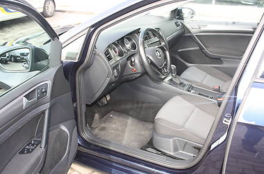 Універсал Volkswagen Golf 2015 в 
