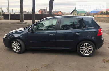 Хетчбек Volkswagen Golf 2007 в 
