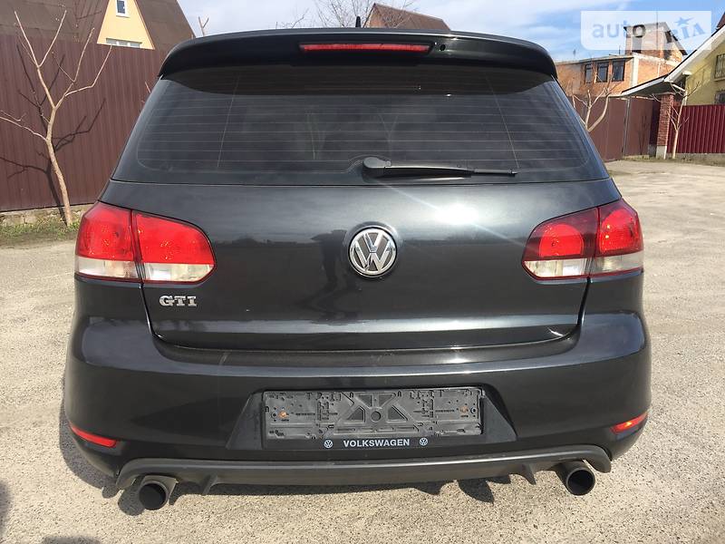Седан Volkswagen Golf 2013 в Києві
