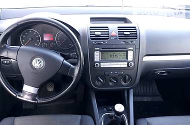 Хетчбек Volkswagen Golf 2007 в 