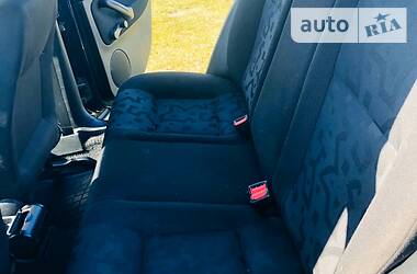 Седан Volkswagen Golf 1999 в 