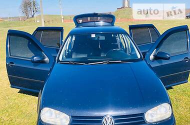 Седан Volkswagen Golf 1999 в 