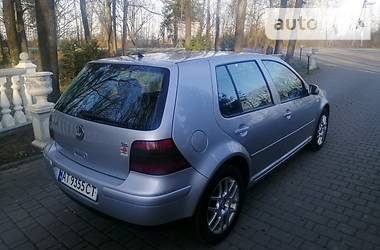 Хетчбек Volkswagen Golf 2003 в 