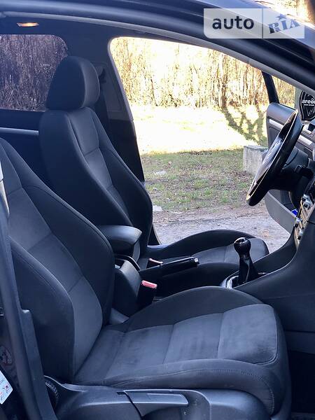 Універсал Volkswagen Golf 2010 в Сваляві