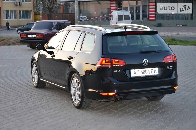 Універсал Volkswagen Golf 2016 в Чернівцях