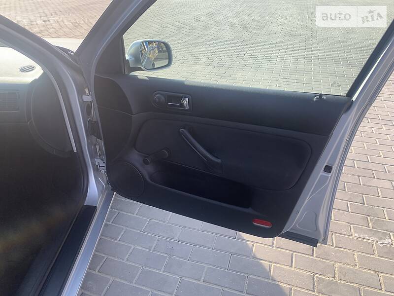 Хэтчбек Volkswagen Golf 2002 в Ивано-Франковске фото 63 Хэтчбек Volkswagen Golf 2002 в Ивано-Франковске