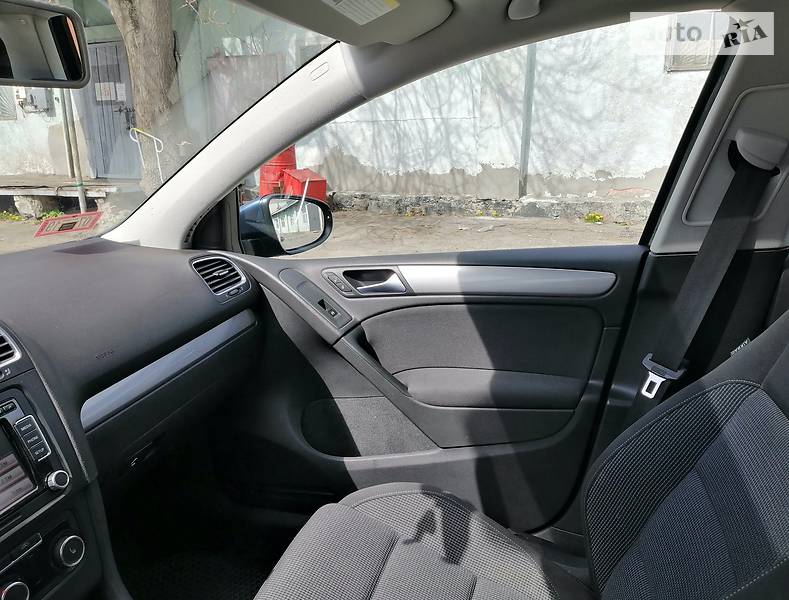 Хетчбек Volkswagen Golf 2012 в Києві фото 3 Хетчбек Volkswagen Golf 2012 в Києві