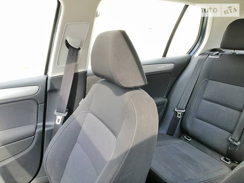 Хетчбек Volkswagen Golf 2012 в Києві фото 50 Хетчбек Volkswagen Golf 2012 в Києві