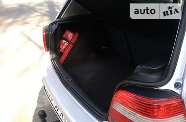 Хетчбек Volkswagen Golf 2003 в 