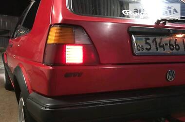 Хетчбек Volkswagen Golf 1988 в 