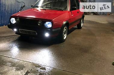 Хетчбек Volkswagen Golf 1988 в 