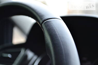 Хетчбек Volkswagen Golf 2013 в 