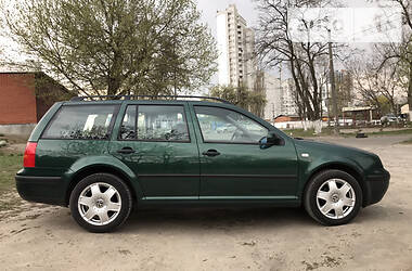 Універсал Volkswagen Golf 2001 в 