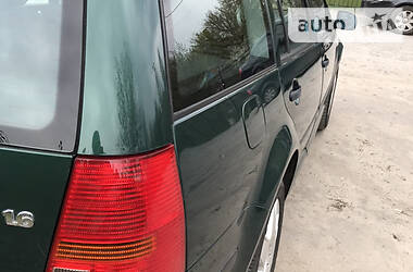Універсал Volkswagen Golf 2001 в 