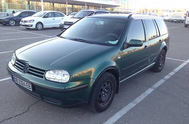 Універсал Volkswagen Golf 2001 в 