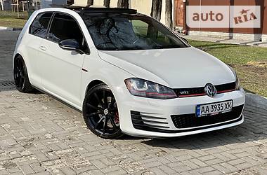 Хетчбек Volkswagen Golf 2014 в  фото 5 Хетчбек Volkswagen Golf 2014 в