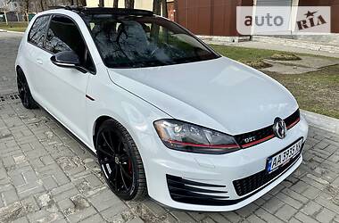 Хетчбек Volkswagen Golf 2014 в  фото 20 Хетчбек Volkswagen Golf 2014 в