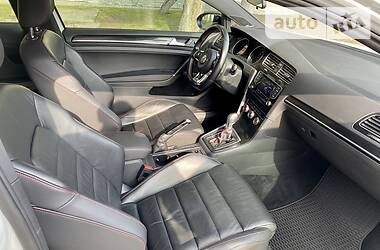 Хетчбек Volkswagen Golf 2014 в  фото 25 Хетчбек Volkswagen Golf 2014 в