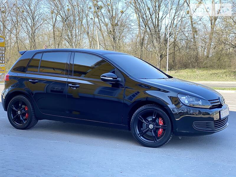Хетчбек Volkswagen Golf 2009 в Рівному