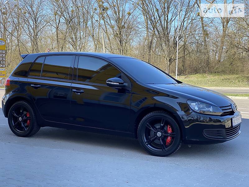 Хетчбек Volkswagen Golf 2009 в Рівному