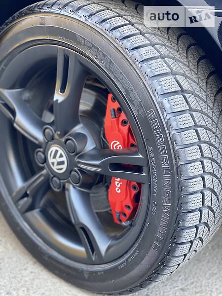 Хетчбек Volkswagen Golf 2009 в Рівному