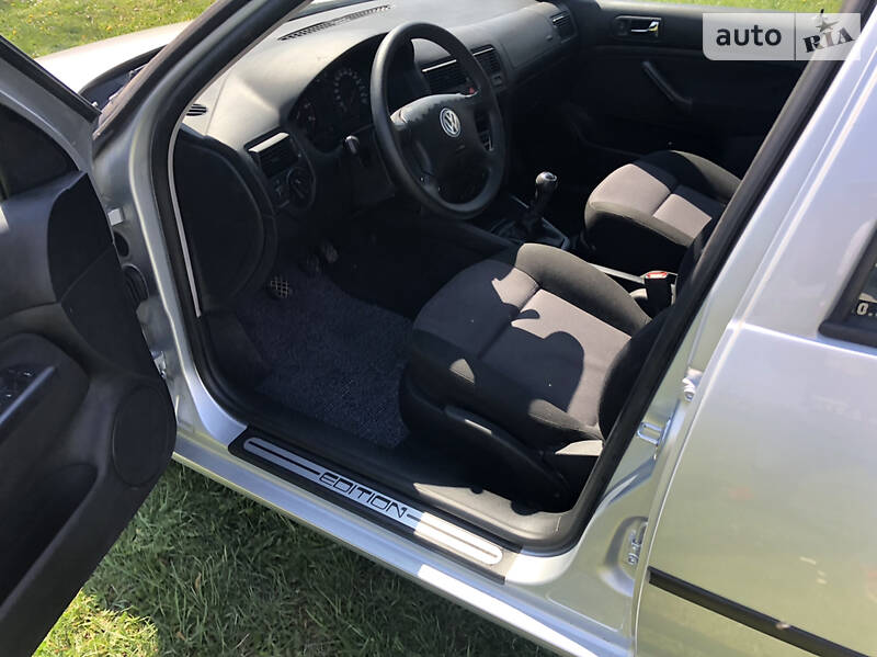 Універсал Volkswagen Golf 2000 в Бучачі