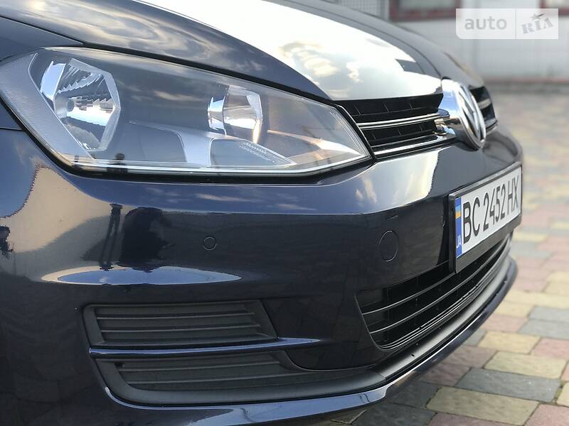 Універсал Volkswagen Golf 2014 в Стрию