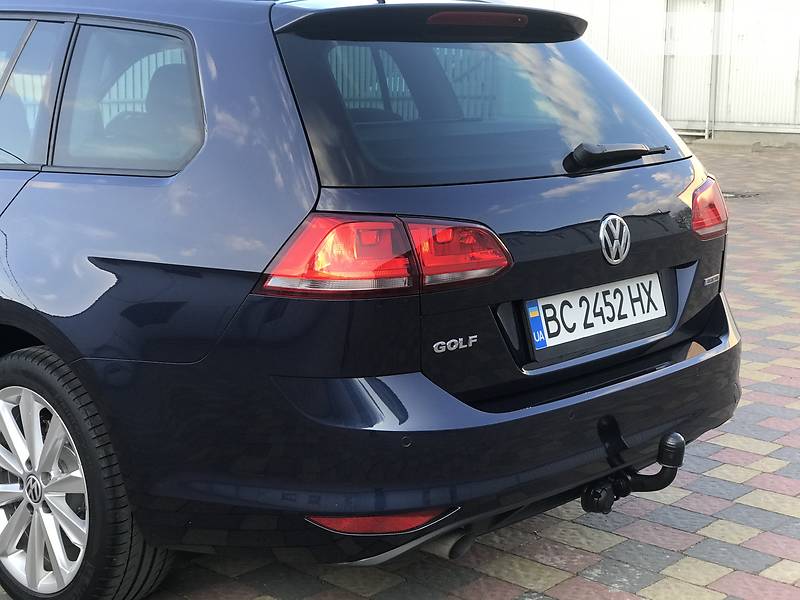 Універсал Volkswagen Golf 2014 в Стрию