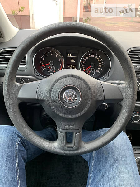 Хетчбек Volkswagen Golf 2009 в Вінниці