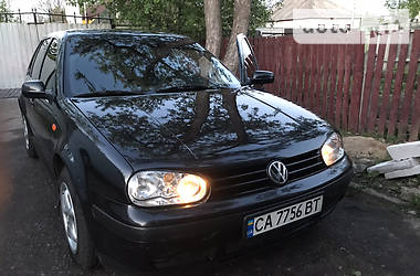 Хэтчбек Volkswagen Golf 1998 в Золотоноше