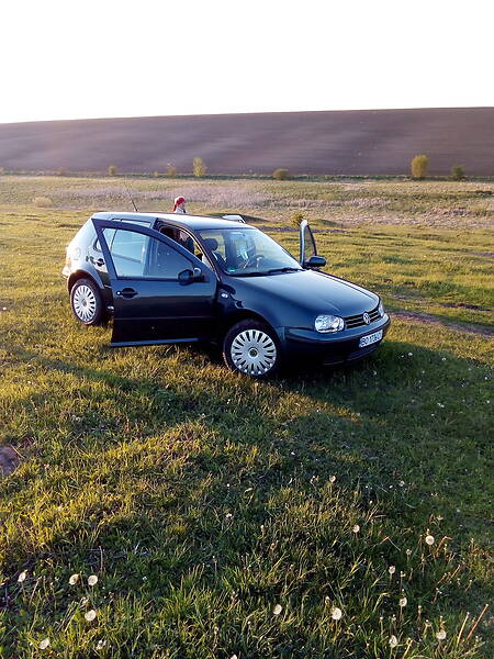 Хетчбек Volkswagen Golf 2000 в Підволочиську