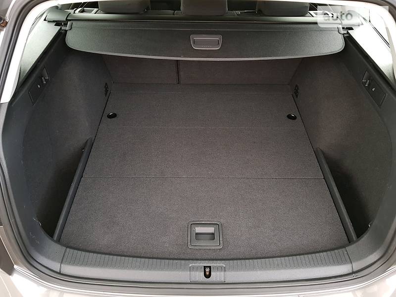 Універсал Volkswagen Golf 2014 в Луцьку