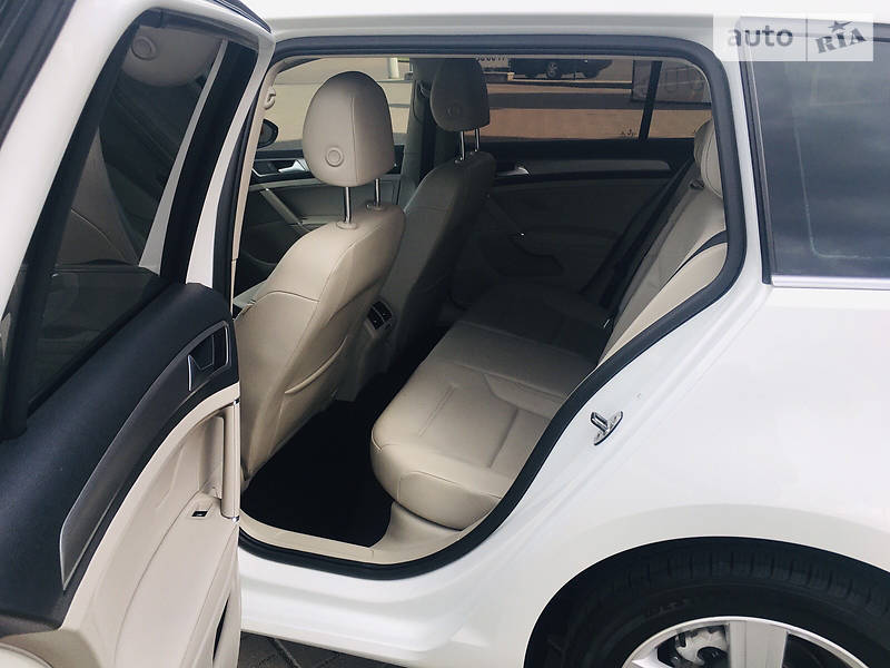 Універсал Volkswagen Golf 2015 в Рівному фото 38 Універсал Volkswagen Golf 2015 в Рівному