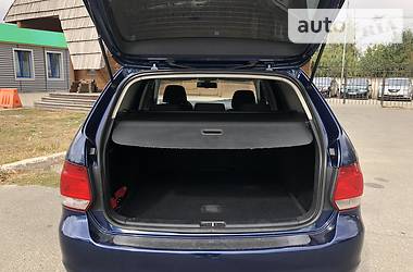 Універсал Volkswagen Golf 2011 в 
