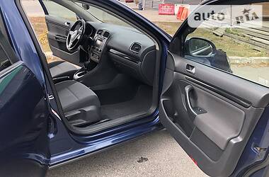 Універсал Volkswagen Golf 2011 в 