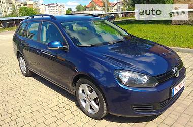 Універсал Volkswagen Golf 2013 в 