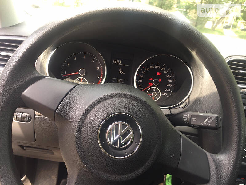 Хетчбек Volkswagen Golf 2009 в Львові