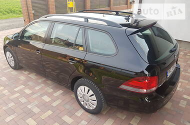 Універсал Volkswagen Golf 2010 в 