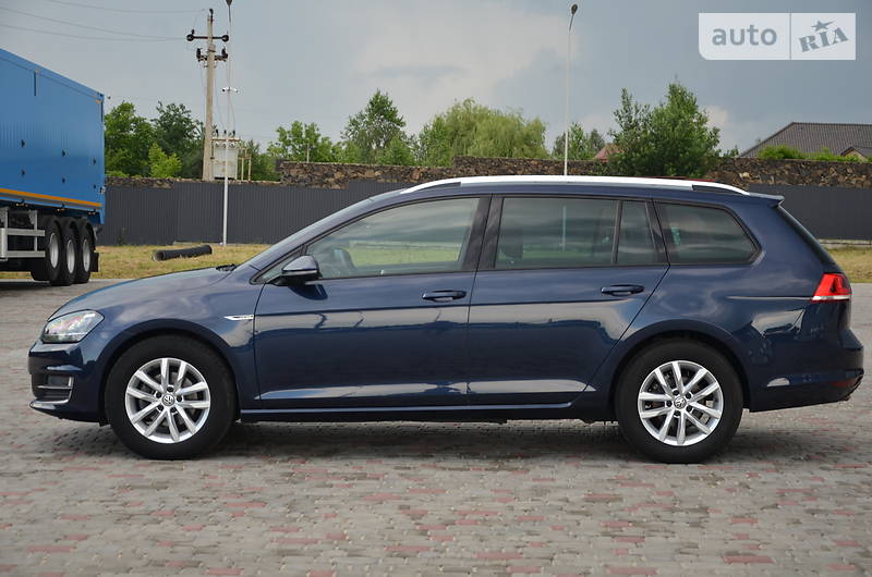 Універсал Volkswagen Golf 2015 в Луцьку