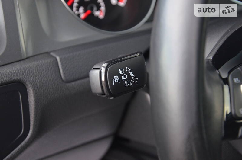 Універсал Volkswagen Golf 2015 в Луцьку