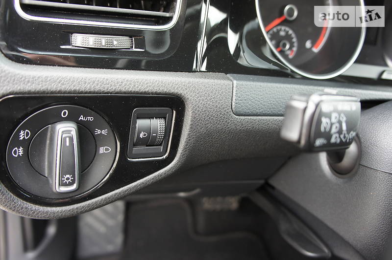 Універсал Volkswagen Golf 2014 в Чорткові