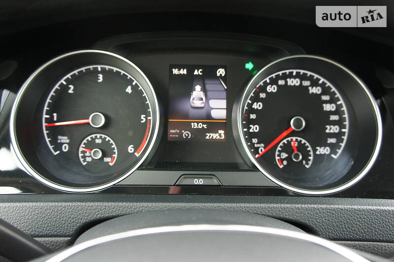 Універсал Volkswagen Golf 2014 в Чорткові