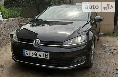 Універсал Volkswagen Golf 2014 в 