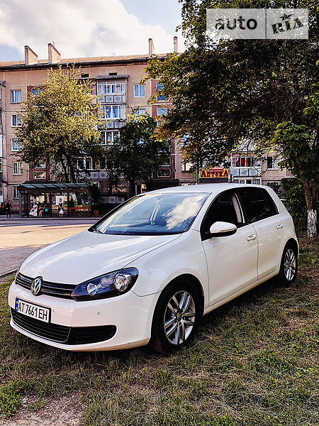 Хетчбек Volkswagen Golf 2010 в Івано-Франківську
