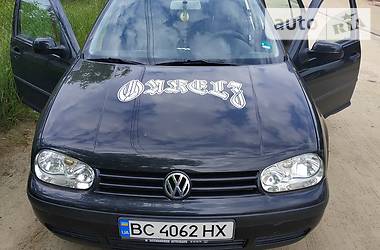 Хэтчбек Volkswagen Golf 2001 в Львове