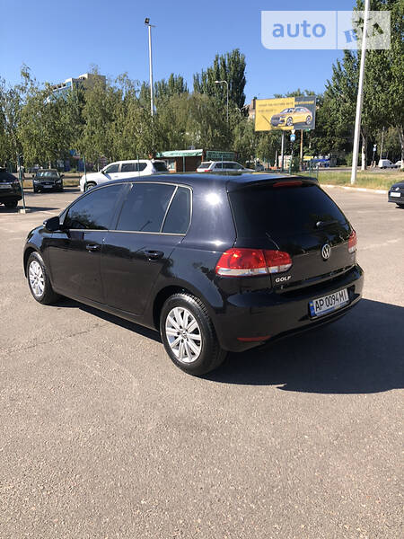 Хетчбек Volkswagen Golf 2012 в Запоріжжі