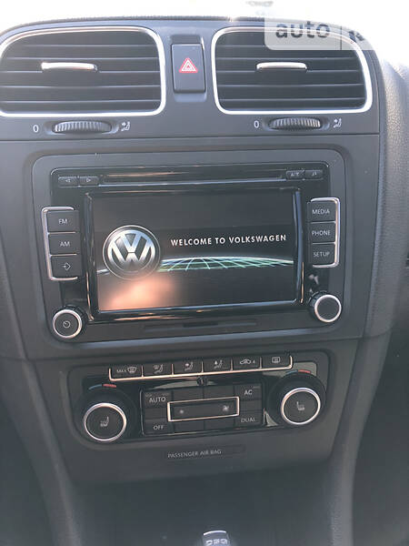 Хетчбек Volkswagen Golf 2012 в Запоріжжі