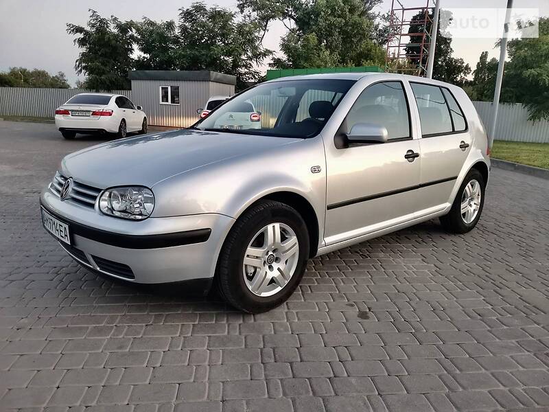 Хетчбек Volkswagen Golf 2002 в Києві фото 2 Хетчбек Volkswagen Golf 2002 в Києві