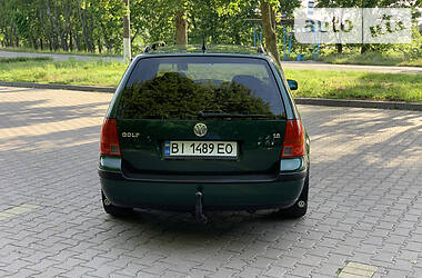 Універсал Volkswagen Golf 2000 в 