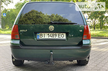 Універсал Volkswagen Golf 2000 в 